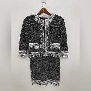 ST. JOHN Printed Scoop Neck Sweater/BLACK AND WHITE JUMPER SET